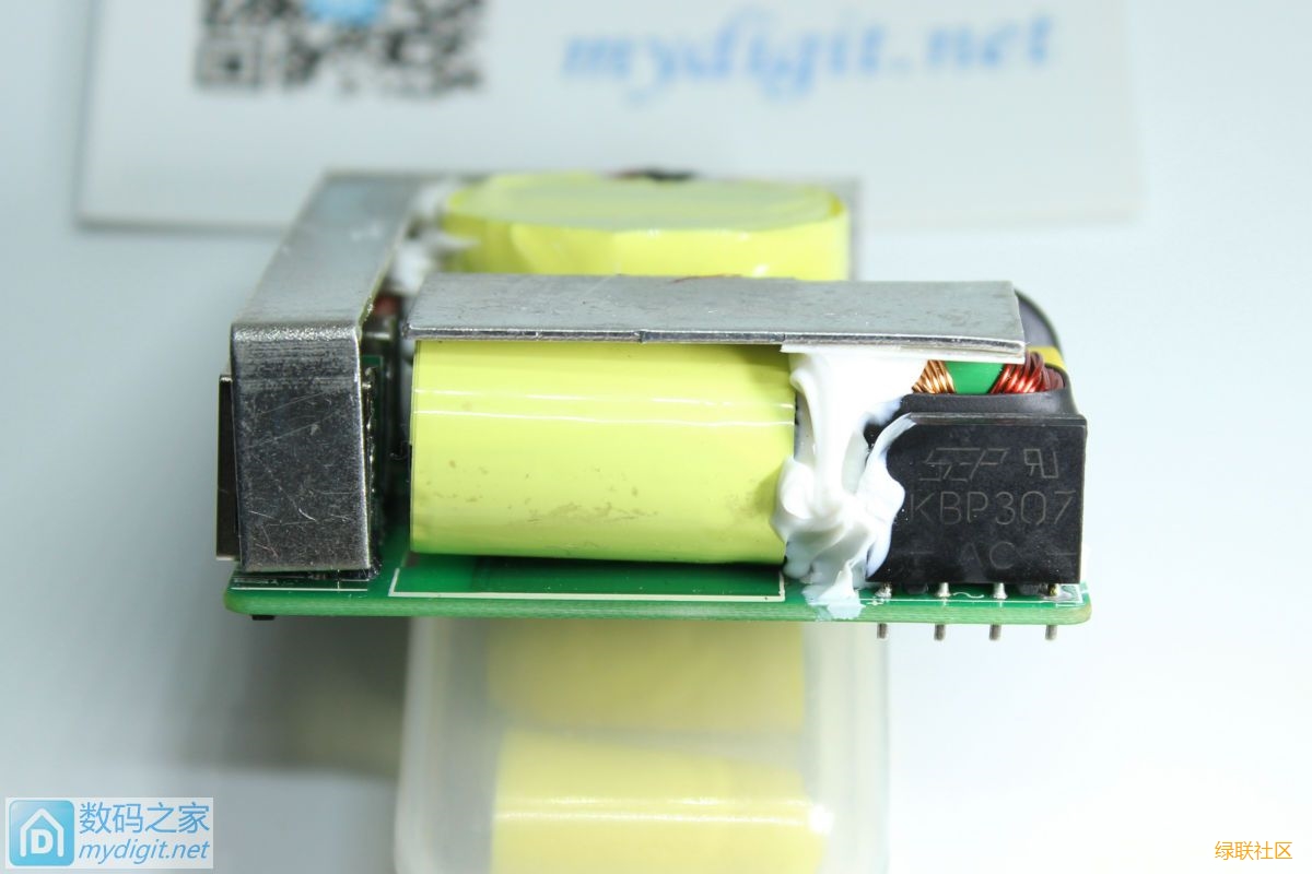 UGREEN��˹��-��רҵ�����ĵ�����Ʒ��