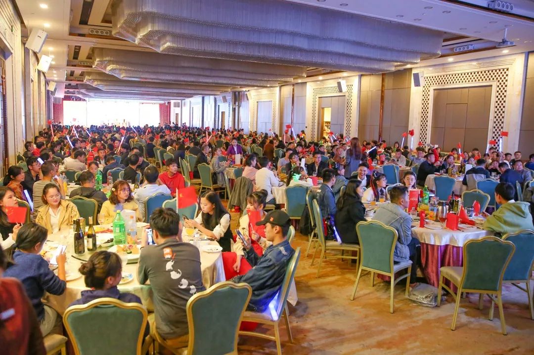 UGREEN��˹��-��רҵ�����ĵ�����Ʒ��