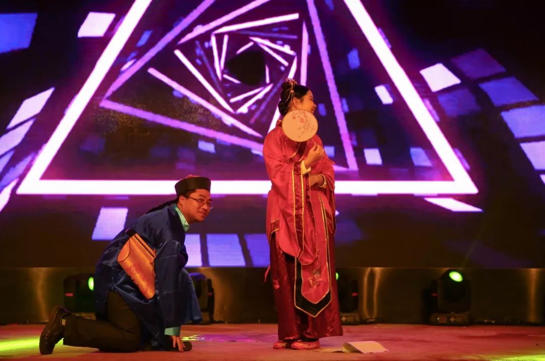 UGREEN��˹��-��רҵ�����ĵ�����Ʒ��