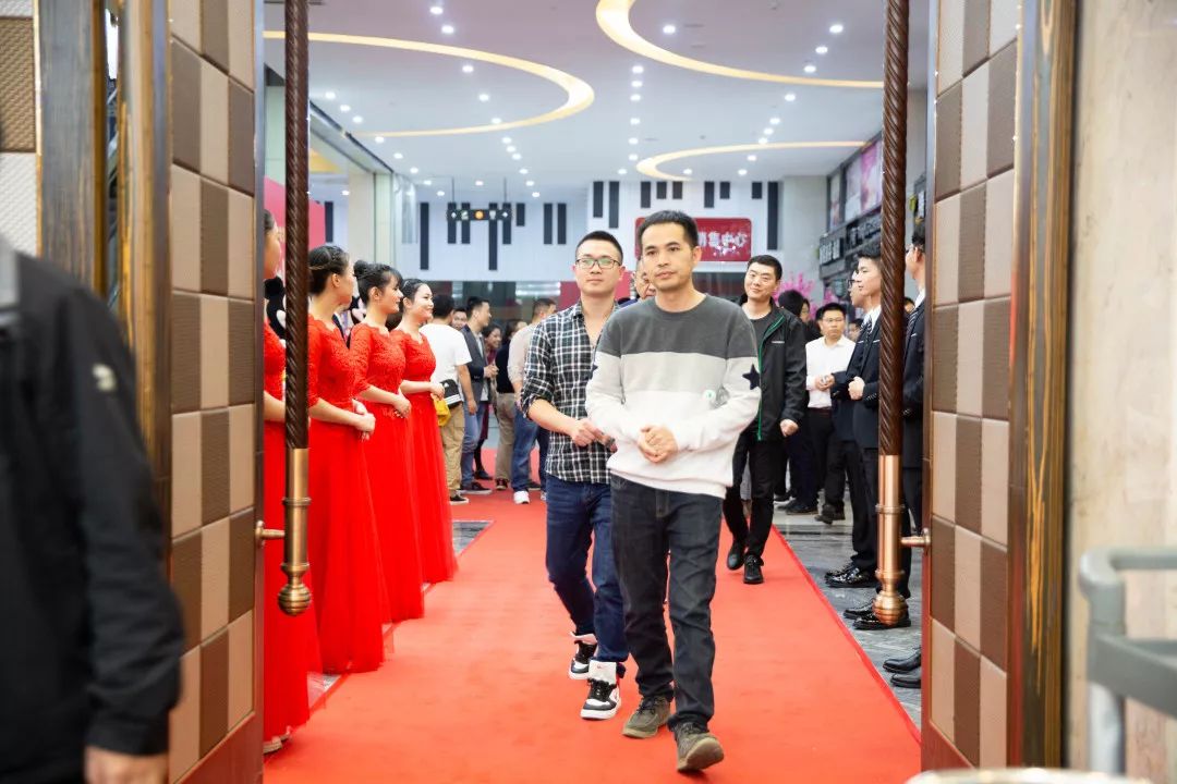 UGREEN��˹��-��רҵ�����ĵ�����Ʒ��