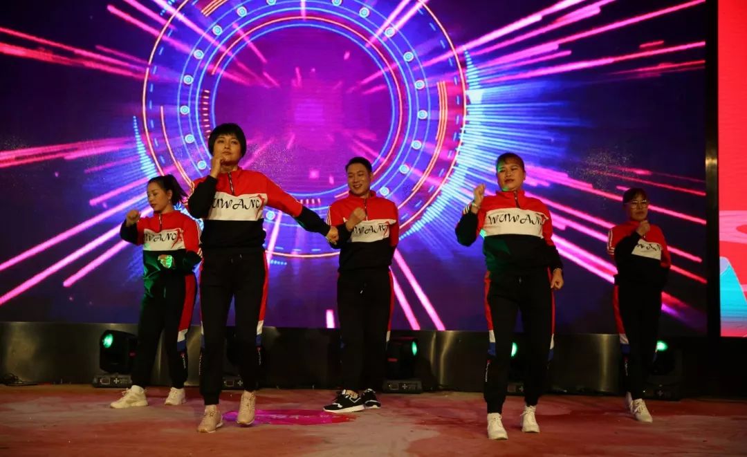 UGREEN��˹��-��רҵ�����ĵ�����Ʒ��