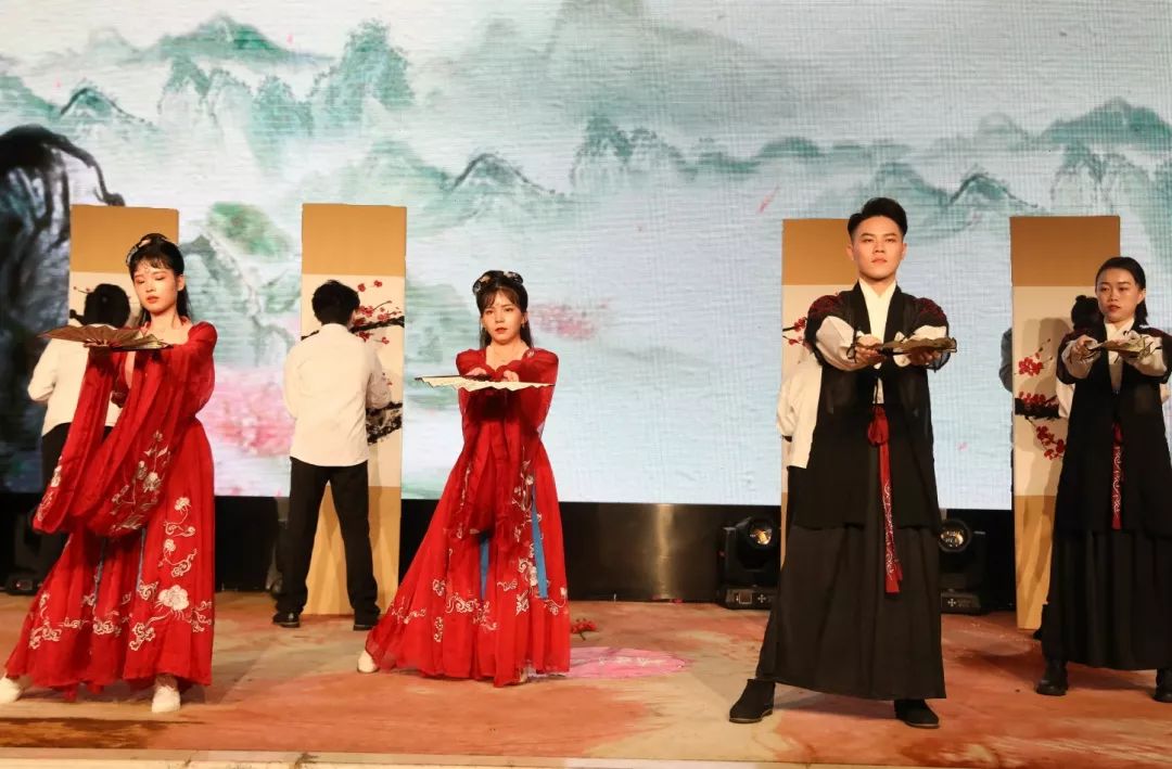 UGREEN��˹��-��רҵ�����ĵ�����Ʒ��